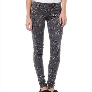 Levis legging jean in floral print